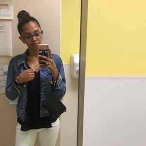 Meet your Posher, Azzaria